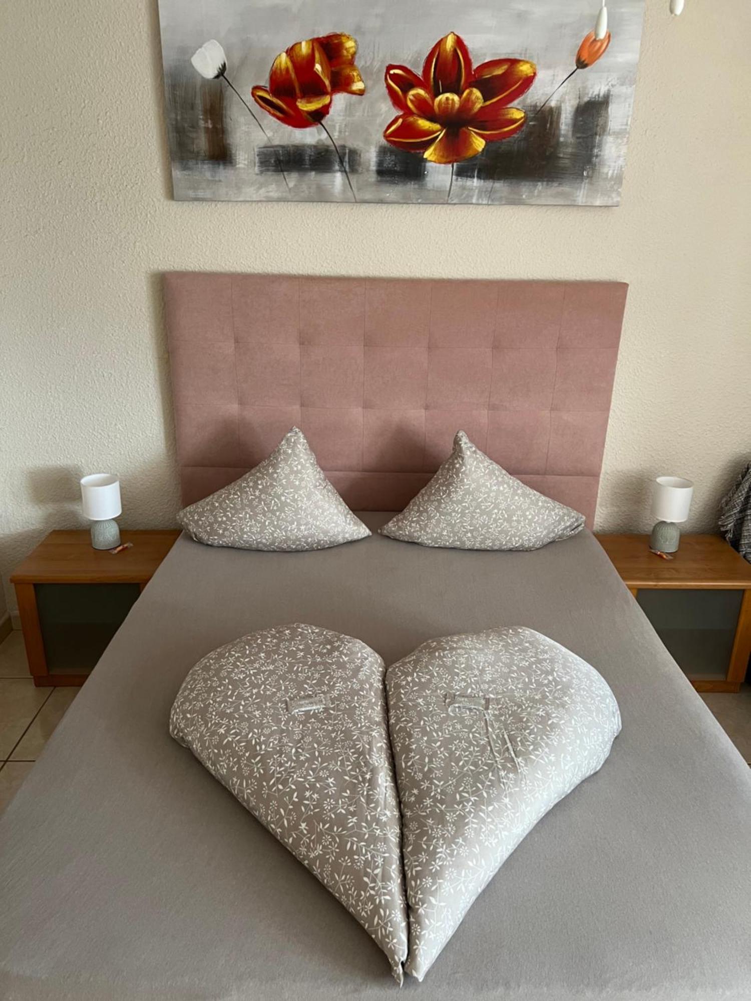 Vlasta Port Royal Cristianos Apartment